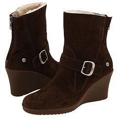 Gissella from Ugg    Manolo Likes, Even Though it is the Ugg!  Click!