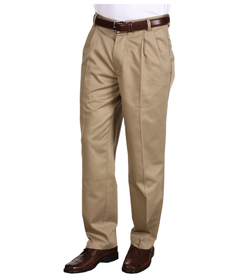 Dockers Never-Iron™ Essential Khaki D3 Classic Fit Pleated at Zappos.com