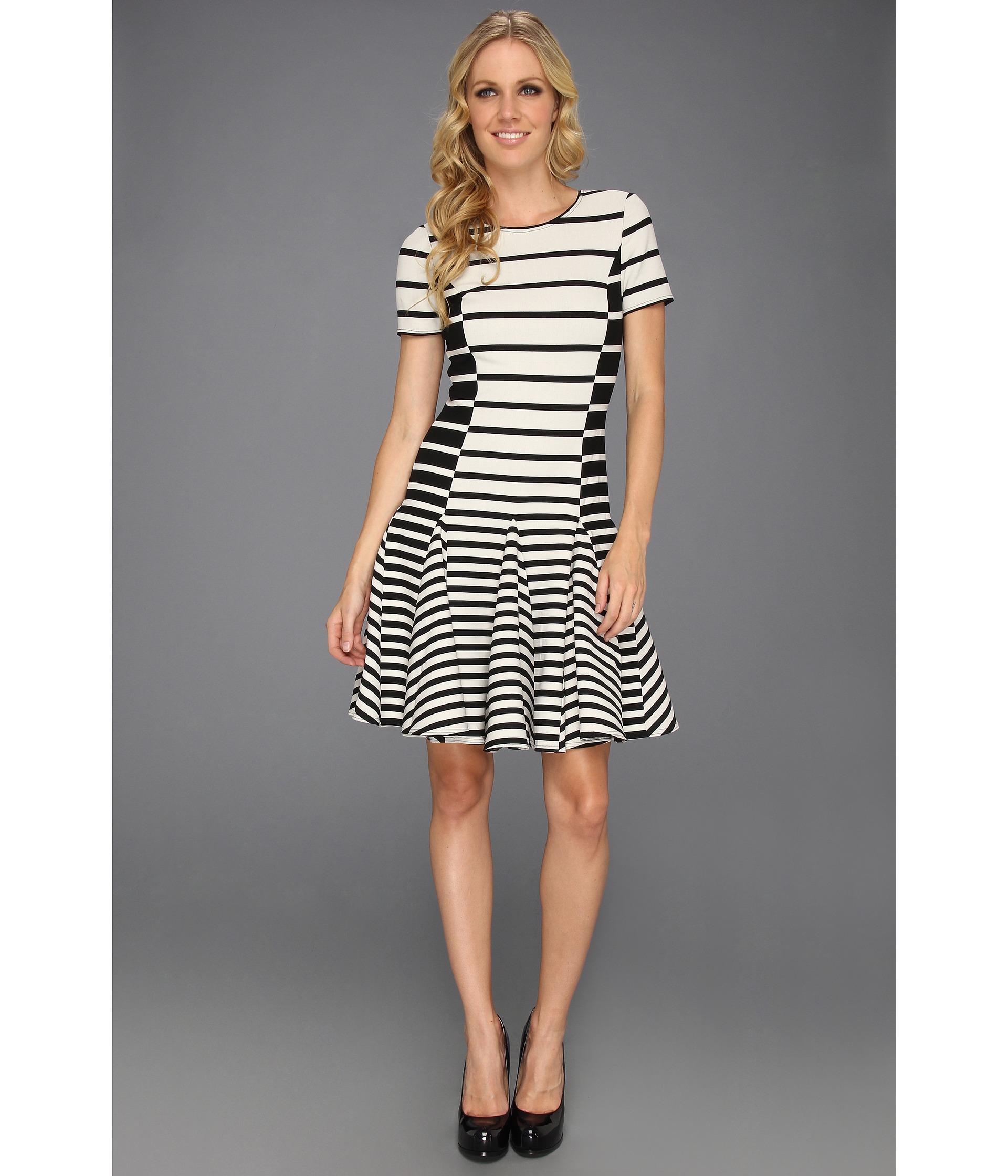 Halston Heritage Short Sleeve Stripe Dress w/ Flare Skirt